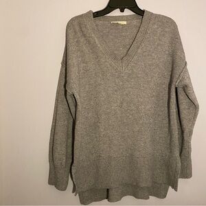 Philosophy Heather Gray V-Neck Sweater